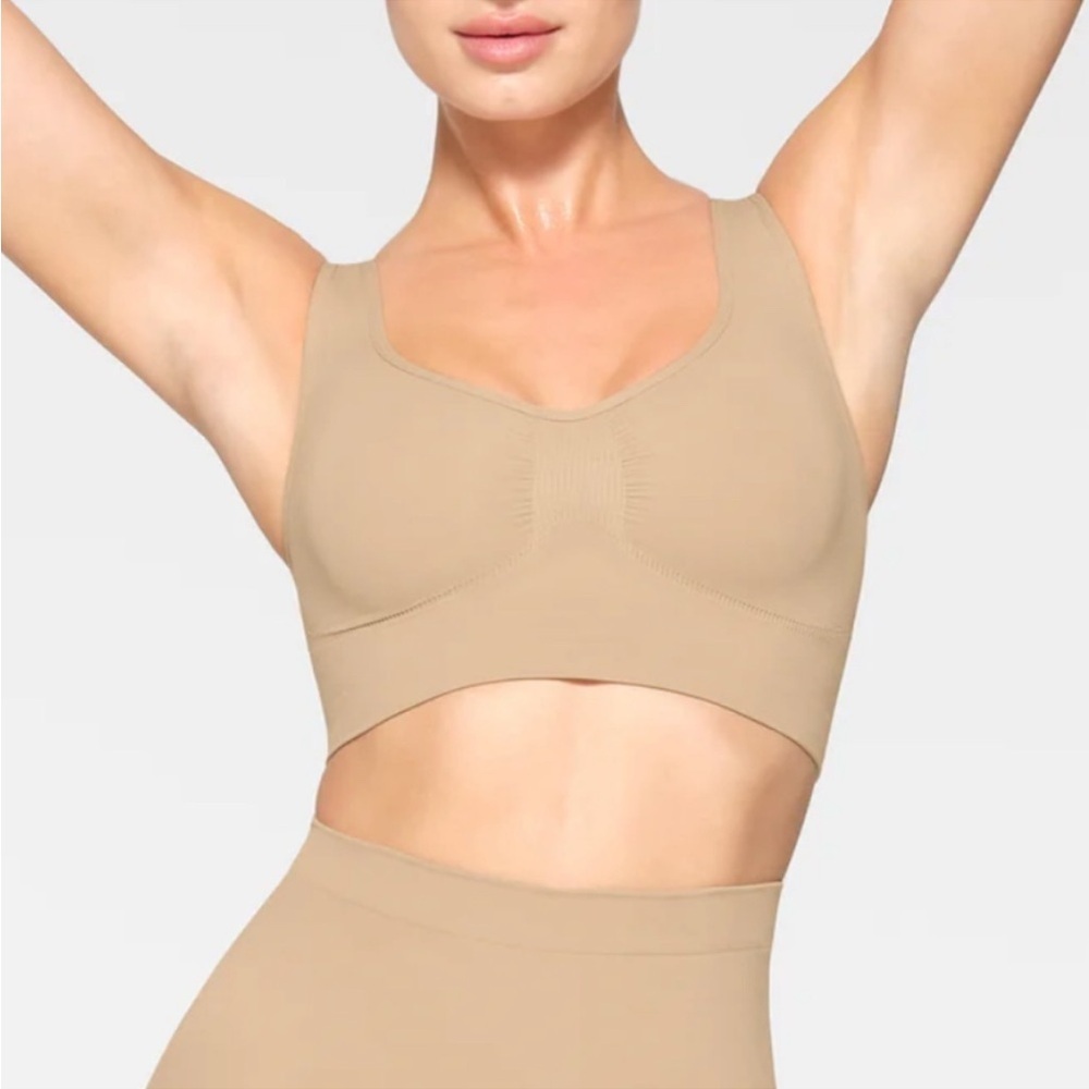 Skims Seamless Sculpt Scoop Plunge Bralette In Clay Size XXS NWOT $38‎